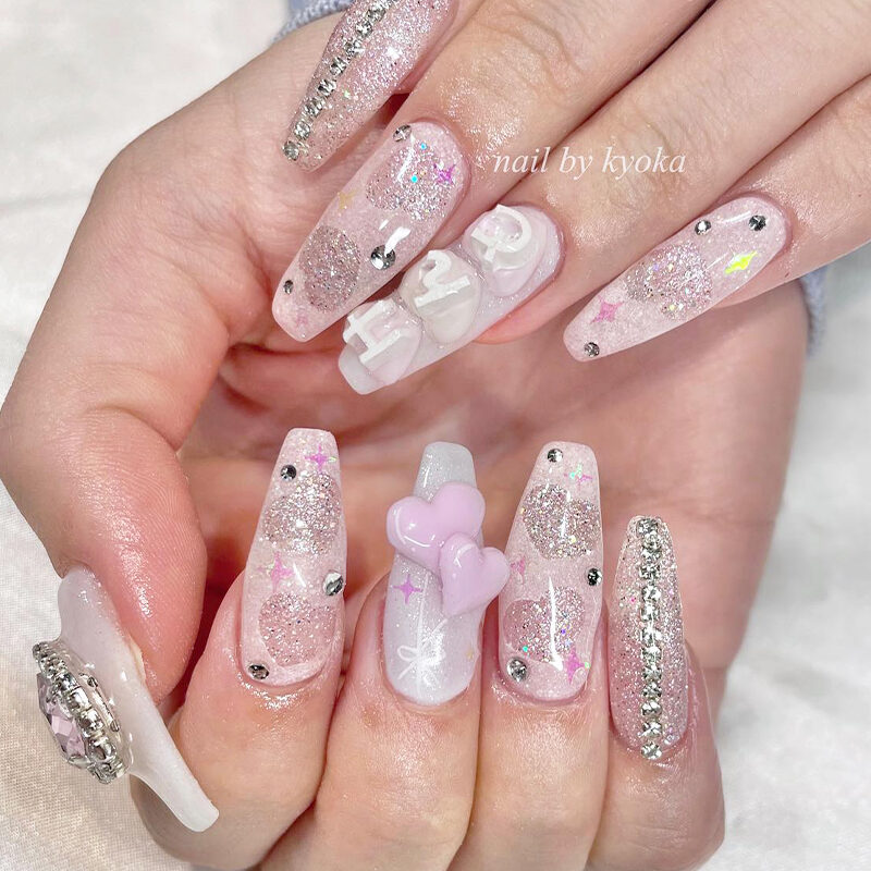 2023年はキュート系ネイルで始めちゃお！mocaネイリストオススメ  